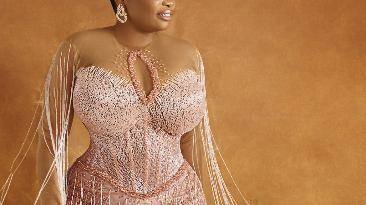Corsetry & Structured Garment Expertise